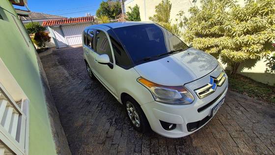 CITROËN C3 PICASSO 1.6 FLEX GLX BVA CITROËN C3 PICASSO 1.6 FLEX GLX BVA